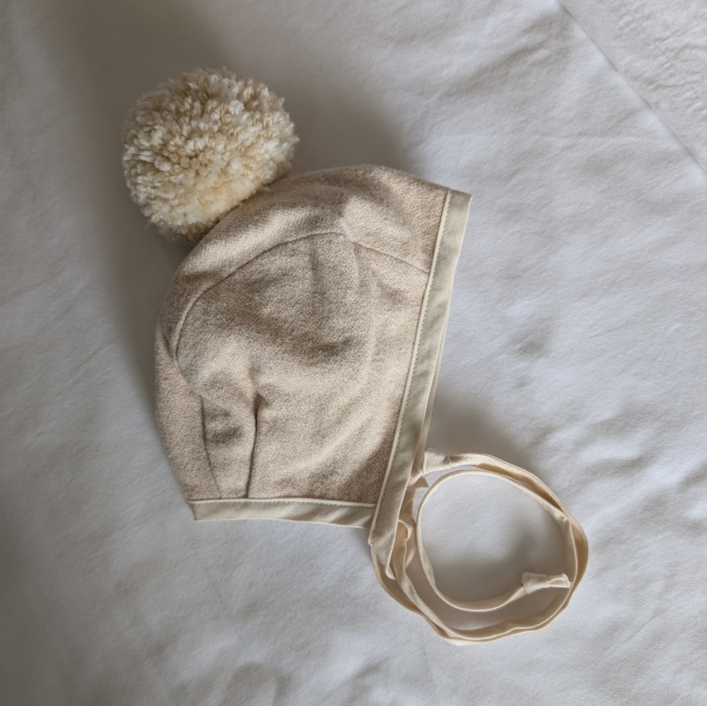 Cream Knit Pom-Pom Hat